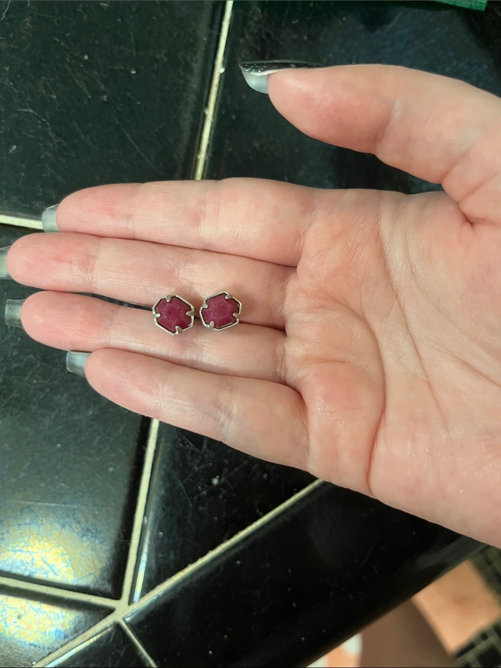Kendra Scott Magenta/Maroon Floral Stud Earrings